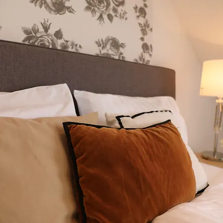 Hotel Weinlaube 3*