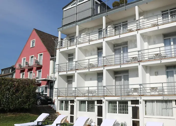 Weinlaube 3* Κόμπλεντς